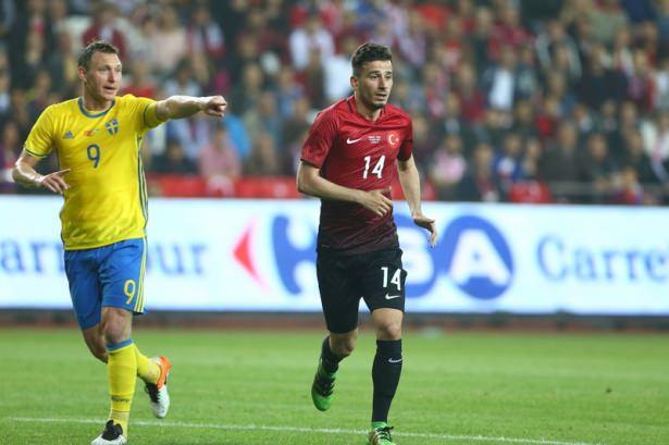 <p>Oğuzhan Özyakup (Beşiktaş)</p>