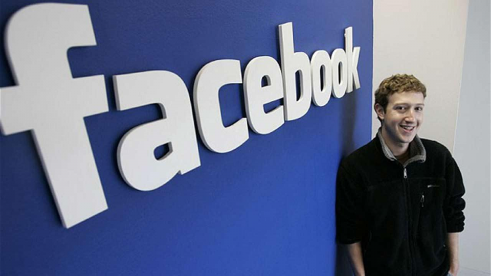 <p>Facebook, yaklaşık 14 yıl önce üniversitede bir yurt odasında <strong>Mark Zuckerberg</strong> ve arkadaşları tarafından kurulmuştu. </p>

<p> </p>

<ul>
</ul>

<ul>
</ul>
