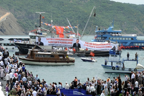 <p>İstanbul Boğazına yapılacak 3. köprünün temel atma töreni bugün yapıldı</p>
