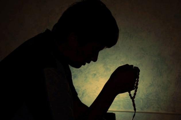 <p>Günahlara samimi olarak tövbe ve istiğfar edilmeli.</p>