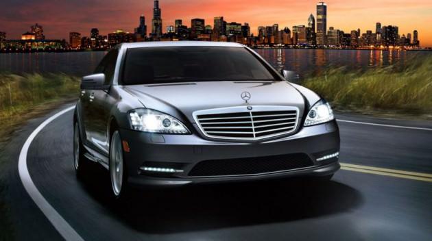 <p><strong>Mercedes S550</strong></p>