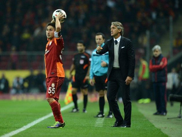 Ülkede futbolunun geldiği nokta: "Sabri Sarıoğlu uzaktan gol attı"