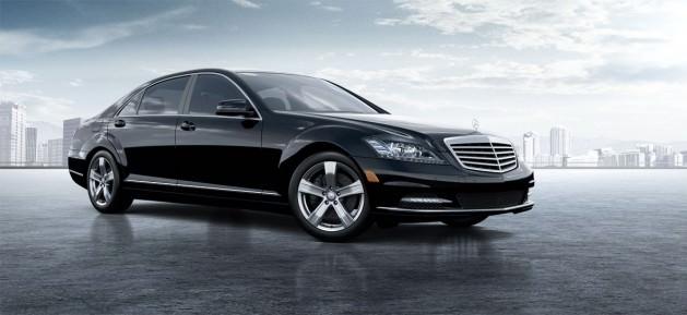 <p><strong>Mercedes S550</strong></p>