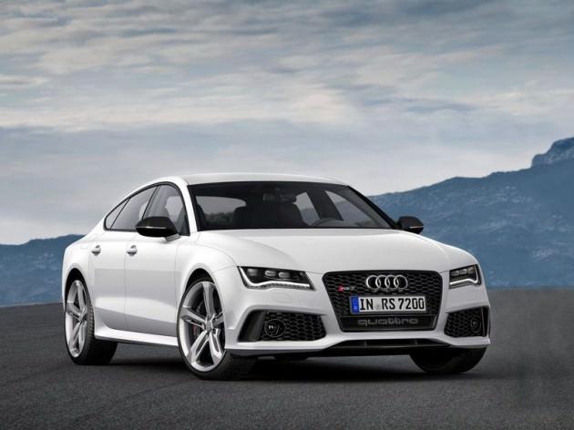 RS 7 Sportback 0'dan 100 km/s hıza sadece 3,9 saniyede ulaşabiliyor. Audi, standart konfigürasyonunda, maksimum hızı 250 km/s ile sınırlandırıyor. Bu performansa rağmen, serisinin bu en yeni modeli, 100 km'de yalnızca ortalama 9,8 litre yakıt tüketiyor. Bu rakam, inovatif ısı yönetim sistemi gibi teknolojiler sayesinde gerçekleşiyor.
