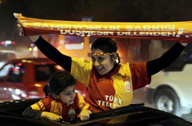 <p>Bu akşamdan sonra arifin mençıstıra attığı golü değil Selçuğun attığı o müthiş golü arıycaz</p>