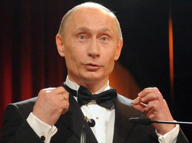 1) Listenin başında 40 milyar dolarlık servetiyle Rusya’nın devlet başkanı Vladimir Putin bulunuyor. Her ne kadar böyle büyük bir servete sahip olduğunu kabul etmese de Putin’in ülkedeki petrol ve doğal gaz şirketlerinin gizli sahibi olduğu söyleniyor.
