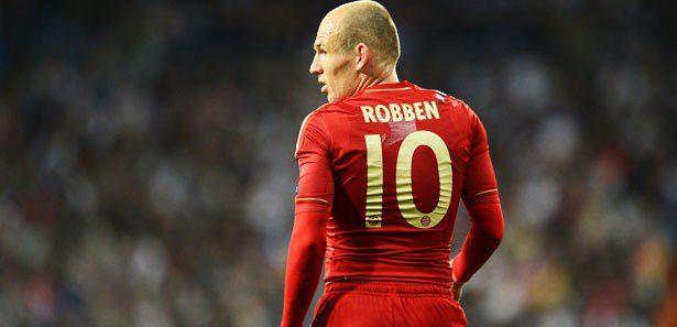 Avrupa'da top koşturan önemli isimleri transfer listesine yazan Roberto Mancini bile Ünal Aysal'ın 'alalım' dediği oyuncuyu hayal etmiyordu. O isim Hollandalı yıldız Robben