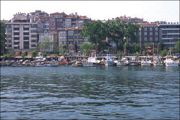 <p>TEKİRDAĞ</p>
<p> </p>
<p>Tekirdağ'da CHP birinci sırada. 634 bin seçmeni bulunan ve 700 denekle yapılan kamuoyu araştırmasında CHP'ye 38 oranında oy veren denekler AK Parti'ye ise yüzde 34 oranında oy verdi. MHP ise deneklerden yüzde 18 oy aldı.</p>