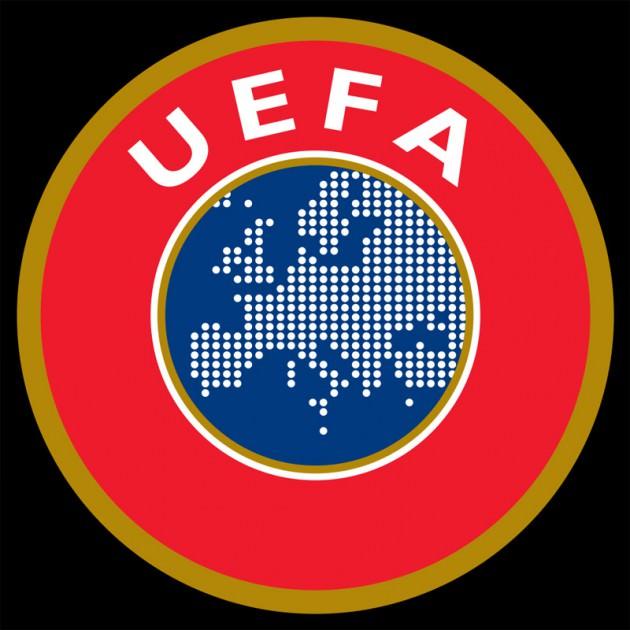 <p><strong>16 HAZİRAN: UEFA’DAN 2 ONAY, 3 BEKLEME</strong><br />UEFA, Galatasaray ve Trabzonspor’un Avrupa Kupalarına katılabileceğine dair yazıyı TFF’ye gönderdi. Mali Fair Play’e uymadıkları gerekçesiyle Avrupa Kupalarından men edilen Beşiktaş ve Bursaspor ile durumu belirsizliğini koruyan Fenerbahçe içinse bir açıklama yapılmadı.</p>