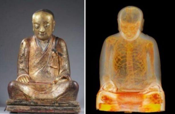 <p>Ancak yapılan incelemede Buda heykelinin içinde, Budist bir rahibe ait olduğu tahmin edilen mumyalanmış bir beden çıktı.  Asya’daki Budist keşişlerin arasında kendini mumyalama uygulamasına sıklıkla rastlanıyor.</p>

<p> </p>
