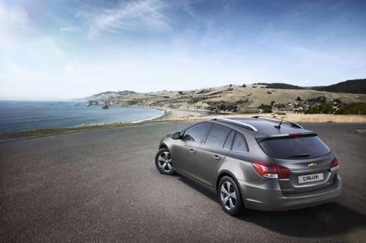 Chevrolet-Cruze-SW 