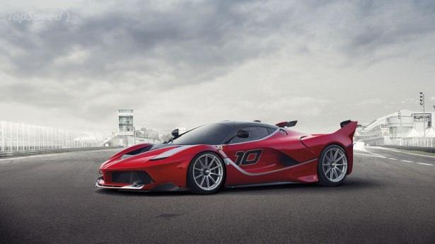 <p>İtalyan otomobil üreticisi Ferrari, trafiğe çıkma hakkına sahip en hızlı otomobili üretti.</p>
