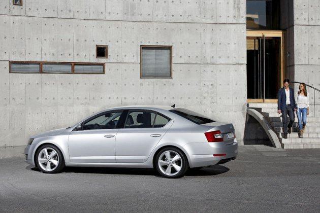 <p>10. Skoda Octavia<br />3.322 adet satıldı.</p>