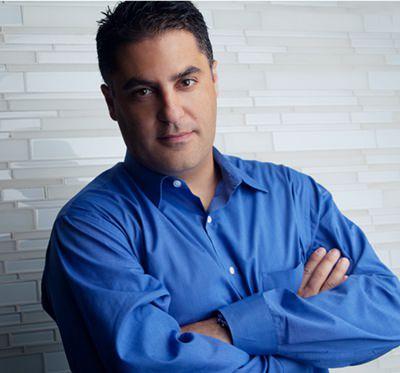 <p>Cenk Uygur<br />Sunucu, The Young Turks </p>