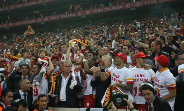 ISPORTS (ÇEK CUMHURİYETİ) *UJFALUSI VE BAROS, TÜRKİYE'NİN ŞAMPİYONU