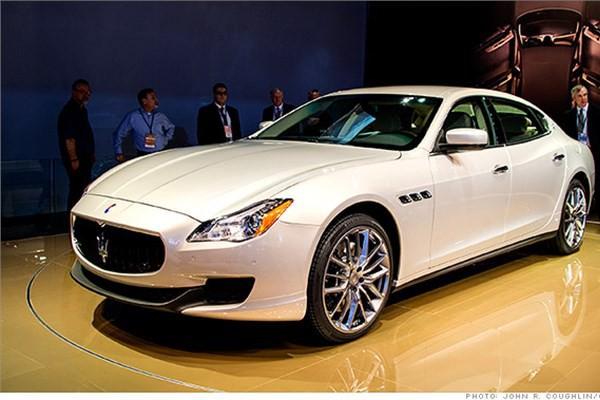 <p><strong>Maserati Quattroporte<br /></strong><br />Maserati'nin 2014 modeli daha önceki modellerinden tasarım olarak daha spor tasarımıyla en lüks araçlar içinde dikkat çekenler arasında gösteriliyor.</p>