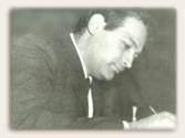 Mezun olmadan önce cebir ve linear programlama öğretti, halka karşı ve özel enstitülerde konferanslar verdi.