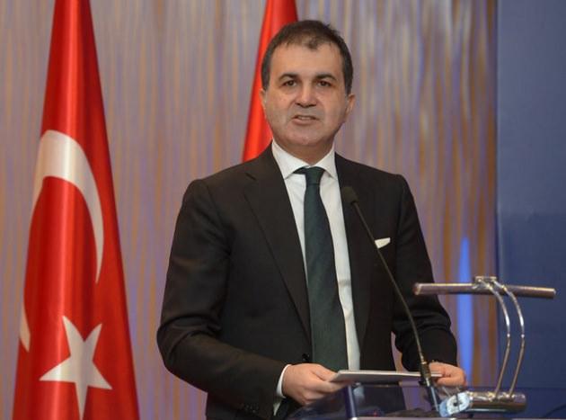<p>Kültür ve Turizm Bakanı Ömer Çelik, projeyle ilgili “Türkiye’nin hikâyesini anlatan bir tanıtım stratejisi peşinde koşacağız. Önümüzdeki günlerde de Türkiye’den 4 önem i fotoğraf sanatçısını bu tanıtımlara dahil edeceğiz” dedi.</p>