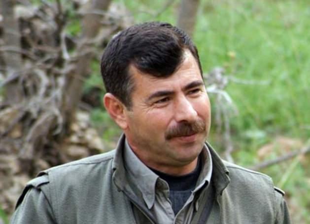 <p>SOFİ NURETTİN: İKİ SEFERDİR ŞİŞKO'DAN RİCA EDİYORLAR, DEMİŞLER Kİ ONUN İÇİN BABAMIZLA BİLE GÖRÜŞME YAPABİLİR, MEKTUP GONDEREBİLİR VE BUNA YARDIM EDEBİLİR AMA SADECE BUNU SOYLEYİN. YANİ ÖYLE DİYOR Kİ TARİH ÖNÜNDE ÖNEMLİDİR.</p>