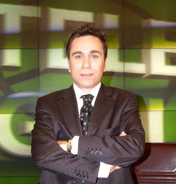 <p>SABRİ UGAN: "Ahmed Hassan saklıyor topu, saklambaç oynuyor, toplu saklambaç!.."</p>