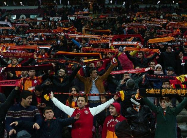 BAĞCILAR/ GS: %36 - FB: %35 - BJK: %22