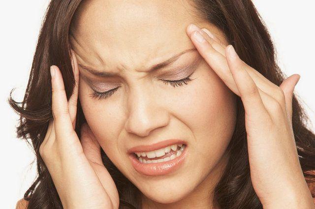 <p>Birçok kişinin, migrenin tedavisinin olmadığını sanması nörologları hep şaşırtır. Oysa migren için basit ve ucuz tedavi seçenekleri vardır. </p>
