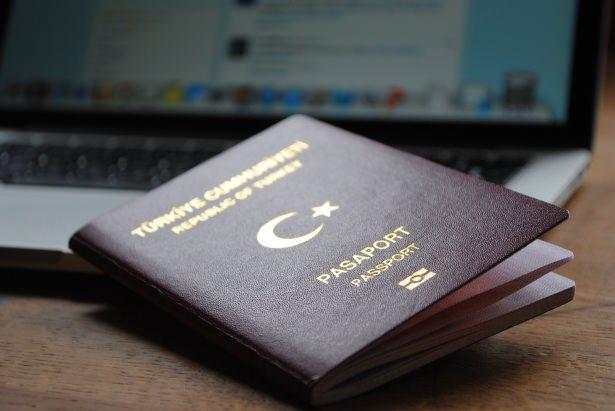 <p><strong>1-Pasaport değiştirmek zorunlu mu?</strong></p>

<p> </p>
