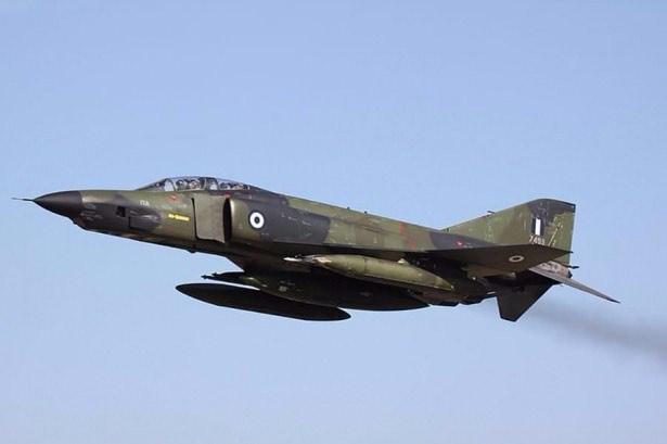 <p><strong>F/RF-4E</strong><br />
<br />
Keşif görevlerinde kullanılan F/RF-4E uçağından 8 adet bulunuyor. Bu uçaklar da Hava Kuvvetleri Komutanı Orgeneral Akın Öztürk'ün Malatya'da yapacağı duyurulan "jübile uçuşu" ile tarihteki yerini alacak.</p>