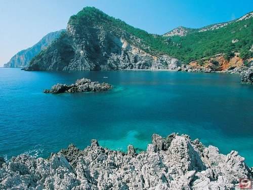 <p>MUĞLA Genel sıralamada: 20 Ekonomi: 6 Eğitim: 5 Sağlık: 37 Güvenlik: 80 Kent hayatı: 3 Kültür sanat: 44</p>