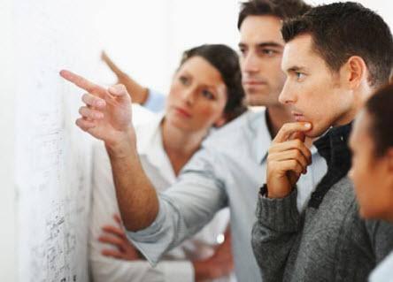 <p>Happier isimli internet sitesinin yeni hizmeti, dünya teknoloji devlerinin saniyede ne kadar kazandığını gösteriyor. Siteye girildiğinde BlackBerry'den Oracle'a, Nokia'dan Apple'a kadar pek çok dev ismin saniyede ne kadar kazanç elde ettiğini görebiliyorsunuz. Şirketlerin yıllık net gelirine bakarak hazırlanan tabloya göre işte teknoloji devlerinin saniyelik gelir karnesi...</p>