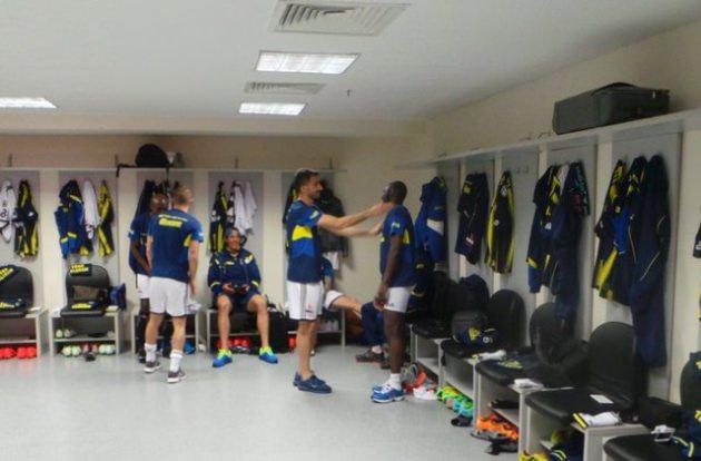 <p><span>Fenerbahçe Kulübü, resmi Facebook hesabından Bursaspor maçının perde arkası görüntülerini paylaştı. Fotoğraf albümünde dikkat çekici kareler vardı.</span></p>