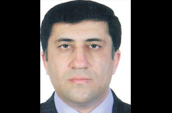 <p><strong>33- MURAT KARABULUT</strong><br />
<br />
Asya İmamı. 4.2.2014'te yurtdışına kaçtı.</p>
<p> </p>