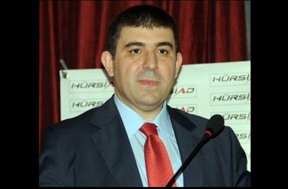 <p><strong>34- MUSTAFA MUHAMMET GÜNAY</strong><br />
<br />
TUSKON Genel Sekreteri. Fetullah Gülen ABD'ye çıkmadan önce Gülen'i ABD Büyükelçisi ile görüştüren kişi. 3.11.2015'te yurtdışına kaçtı.</p>
<p> </p>