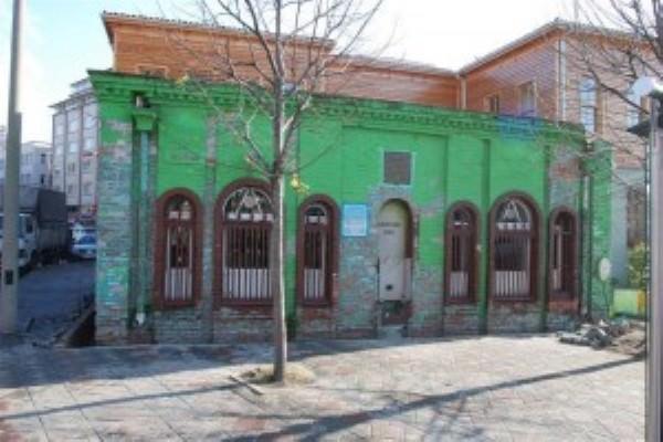 <p>Turabi Baba Türbesi</p>
<p>Cami Kebir Mahallesi Turabi Baba Caddesi Kasımpaşa - Beyoğlu</p>