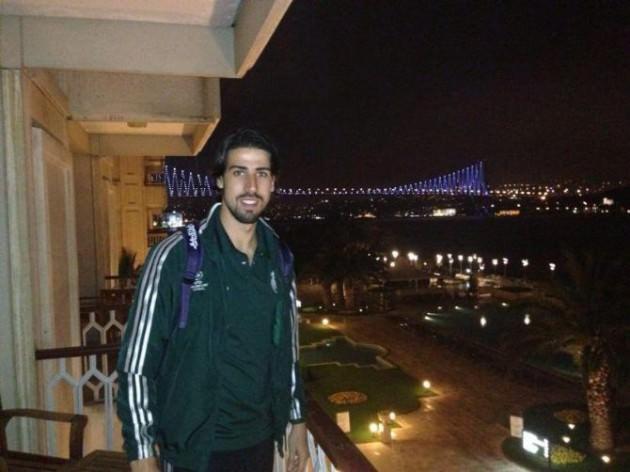Khedira'nın Facebook'tan paylaştığı kare..