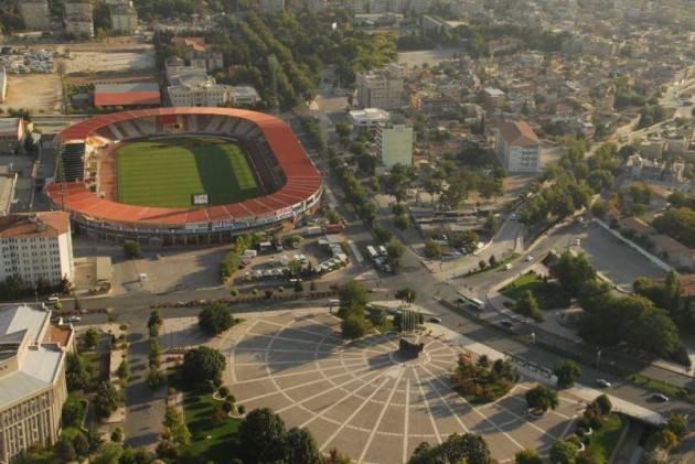 <p>Kamil Ocak Stadyumu'nun kapasitesi 16.981</p>