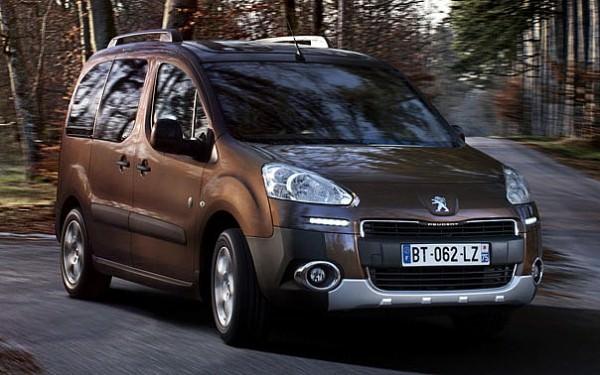 Hafif ticari araç segmentinde Peugeot’nun kuvvetli oyuncuları olan Partner Tepee ve Bipper Tepee ticari modellerinde de müşteriler 20.000 TL için “0” faiz avantajından faydalanabiliyorlar. Peşin alım yapmak isteyen müşterilere ise 4 bin TL’ye varan indirimler uygulanıyor.