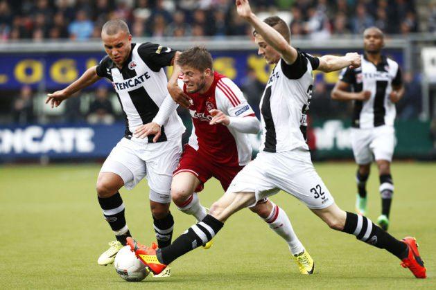 <p><strong>Hollanda:</strong> Yabancı sınırlaması yok. Tüm yabancılar ilk 11'de sahaya çıkabilir. 18-19 ve 20 yaş futbolcular için asgari maaş şartı vardır</p>