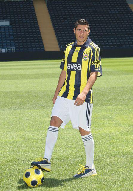 <p><strong>Özer Hurmacı / Ankaraspor'dan Fenerbahçe'ye</strong><br /><br />Geliş fiyatı: Bedelsiz<br />Satış Fiyatı: 4.5 milyon Euro</p>