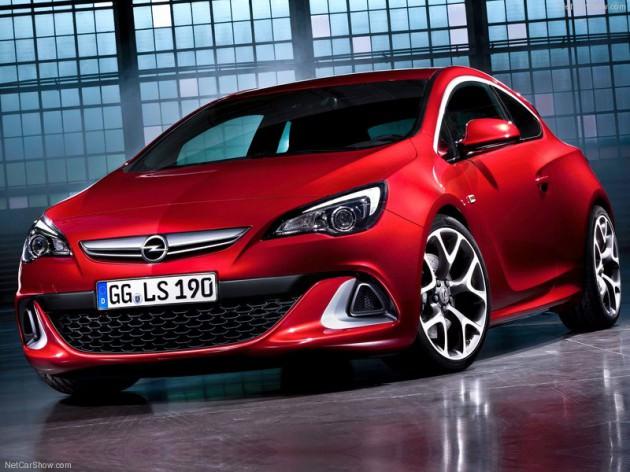 Opel: Binek modellerinde 60 aya kadar olan vadelerde yüzde 0.88 faizli kredi seçenekleri sunan Opel, “ÖTV Bizden” kampanyasıyla yeni Astra HB modelini 39 bin 440 TL, Astra Classic’i 33 bin 750 TL, Corsa’yı 30 bin TL, Mokka modelini 53 bin 450 TL, Insignia’yı da 55 bin 300 TL’den başlayan fiyatlarla satıyor.