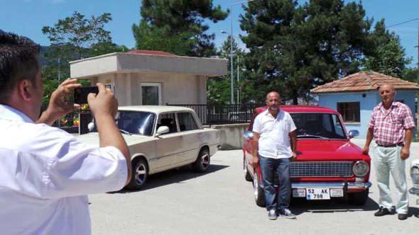 Ordu’da oturan Erkan Bayram öncülüğünde bir süre önce ’Murat 124 Yaşatma Kulübü Derneği’ kuruldu. Dernek üyeleri hurda olarak 2 bin TL’ye satın aldıkları Murat 124 marka otomobili 12 bin TL harcayarak orjinalliğini bozmadan kullanıma hazır hale getirdi.