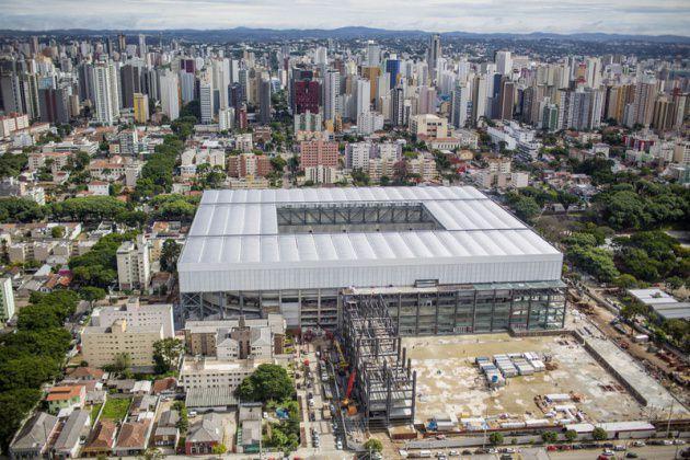 <p><strong>Stat: </strong>Arena de Baixada <br /><strong>Şehir:</strong> Curitiba<br /><strong>Kapasite:</strong> 38.533</p>