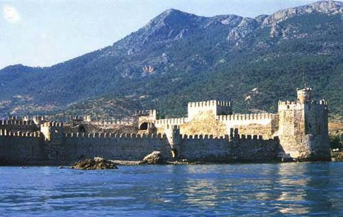 <p>Anamur Nüfusu: 100.000 Bağlı olduğu il: Mersin</p>