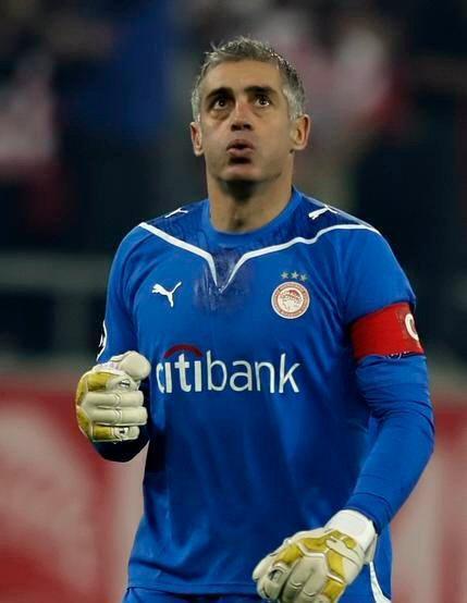 Antonios Nikopolidis   Oynadığı takımlar: Panathinaikos-Olympiakos 