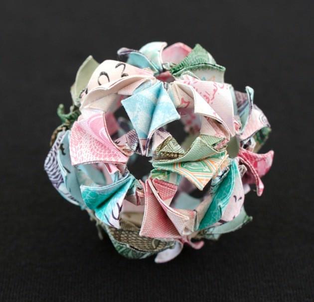 Polyhedra Series - Iraqi Bloom , Polyhedronun Serisi - Irak Bloom