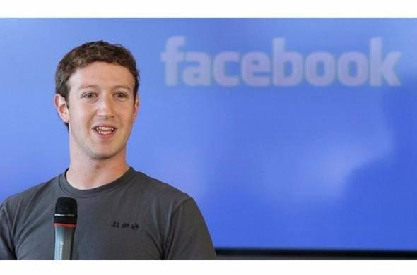 <p><strong>5. Mark Zuckerberg / Facebook</strong></p>

<p>Tüm gece çalışmadıysa sabah 8:00'de mutlaka kalkıyor. Hayatında fazladan bir karar verme gerekliliği olmasın diye, her gün aynı tişörtü giyiyor.</p>
