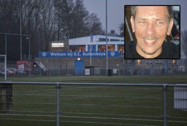ARALIK AYI => - Hollanda'da, amatör maçta futbolcuların saldırdığı yardımcı hakem, hayatını kaybetti… Amsterdam bölgesinde amatör branşta yer alan Buitenboys ile Nieuw Sloten takımları arasındaki müsabakada gönüllü olarak yardımcı hakemlik yapan 41 yaşındaki Richard Nieuwenhuizen, verdiği bir kararı beğenmeyen 15 ile 16 yaşlarındaki iki futbolcunun saldırısına uğradı… Ağır yaralanan ve hastaneye kaldırılan Nieuwenhuizen hayatını kaybetti. 