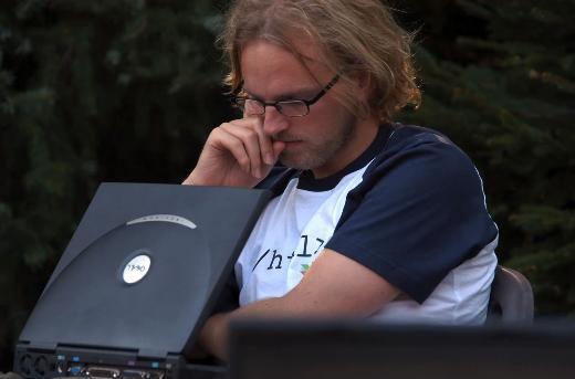 <p>Bilgisayara boş boş bakarak saatlerinizi harcadıysanız</p>