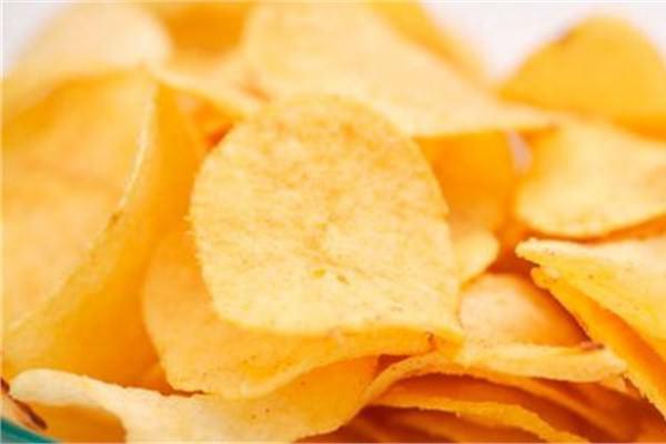 <p>Türklerin aldığı yabancı şirketler Doğuş Çay, Kraft Foods'un cips alanında faaliyet gösteren markalarını Nisan 2013'te satın aldı.</p>