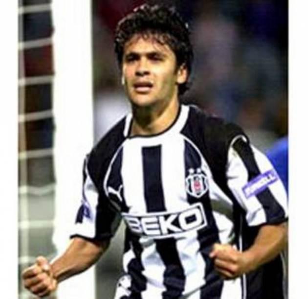 Beşiktaş-Elazığspor: 5-3 14 Mart 2004’te oynanan maçta herkes Beşiktaş'tan gol beklerken, Debnar ve Yunus bir anda skoru 2-0 yaptı. Tayfur ve Sergen cevap verdi. Adrian İlie ile Ahmed Hassan nefes aldırdı. Yunus korkuttu, Mısırlı maçın skorunu tayin etti. 